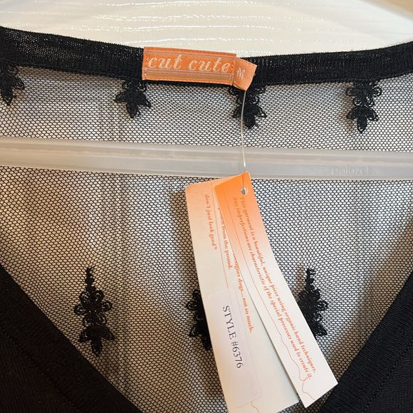 Cut Cute Black Cardigan with Lace Back - Size M NWT - Picture 2 of 7